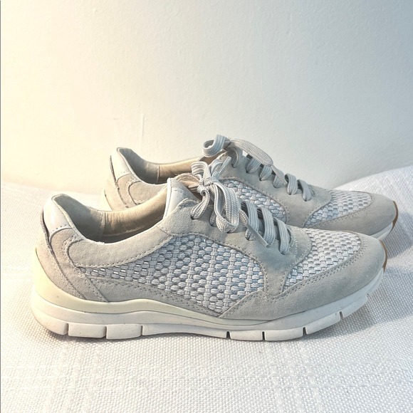 Geox Women's Suede Leather‎ & Mesh Sneakers Walking Shoes Casual